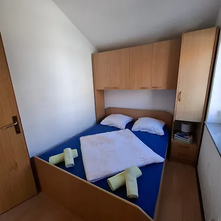 Kastilac Apartment *
