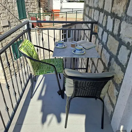 Kastilac Apartment Kastela