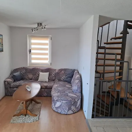 Kastilac Apartment