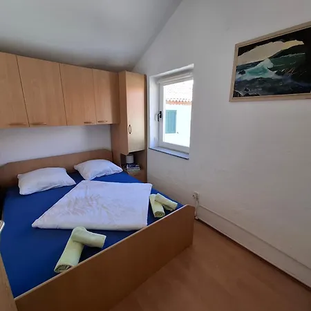 Apartment Kastilac *