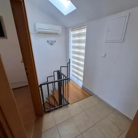 Apartment Kastilac