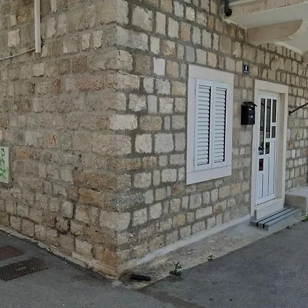 Kastilac Apartment Kastela